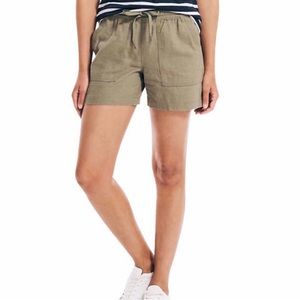 Nautica Woman’s Linen Blend Pull-On Shorts